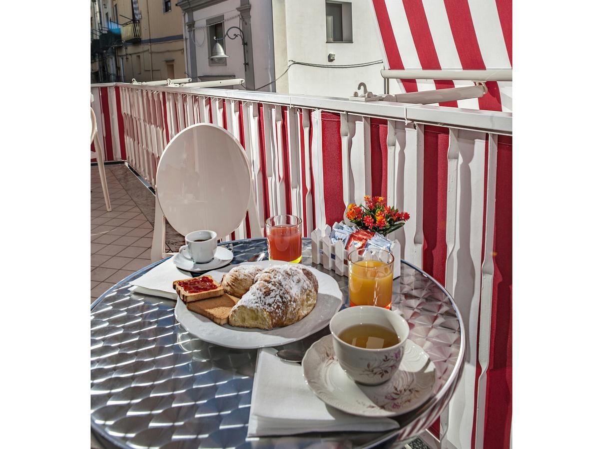Enjoy Vida Bed & Breakfast Casola di Napoli Exterior photo